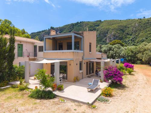eucalyptus 2019 Beachfront apartments