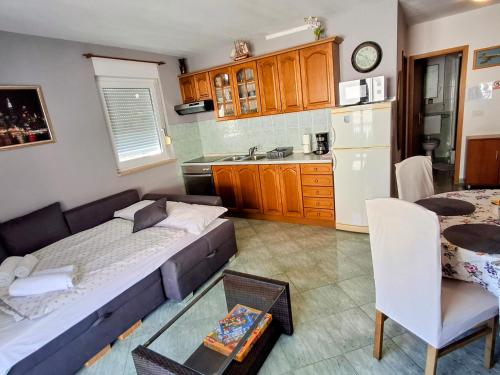Apartman Dino