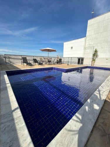 Lindo Studio com Banheira Privativa