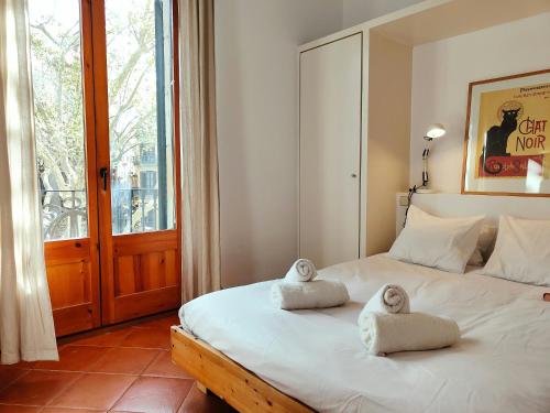 Bright 1-Bed Apartment on La Rambla Barcelona. RJ