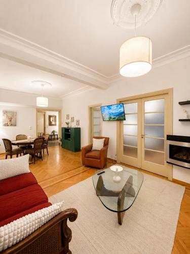 Athens Central Grand Residence for Seven