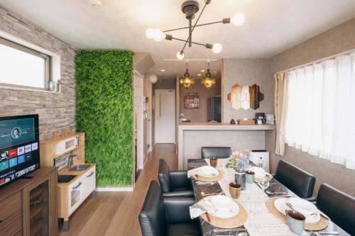 75sqm kids friendly house, free parking, 3 bedrooms 7 beds, 17min Asakusa, 3min walk Station, direct access to NRT or HND airport