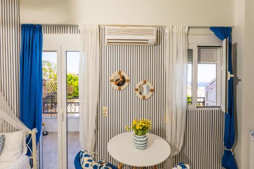 Aegean Blue - Stylish City Escape