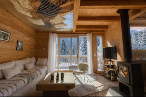 Chalet with breathtaking views of Mont Blanc photo 5