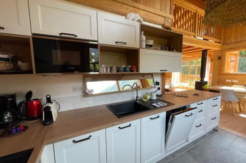 Chalet with breathtaking views of Mont Blanc photo 12