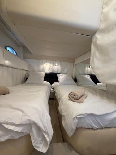 Yacht 17M Cannes Croisette Port Canto,3 Ch,clim,tv