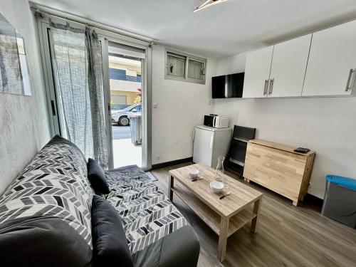 CR240-RDCAppartement deux pièces - 4 Couchages- CANET EN ROUSSILLON