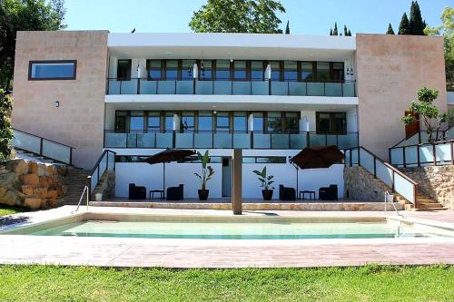 Almara Suites