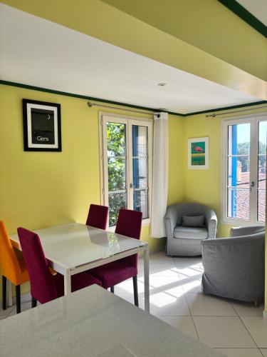 Appartement T2 50m² vue mer Presqu'il de Giens. RC