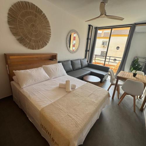 AlquilaEasy San Francisco Superior - Tu paraíso en Torremolinos