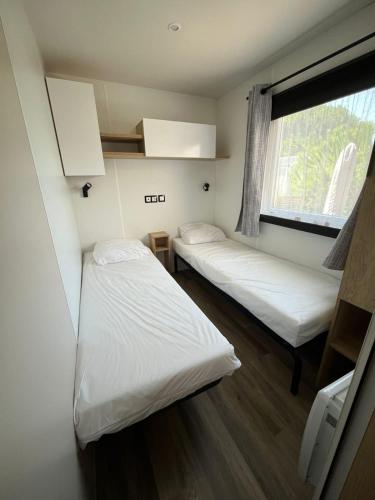 Mobil-home 3 chambres avec 2 salles de bain