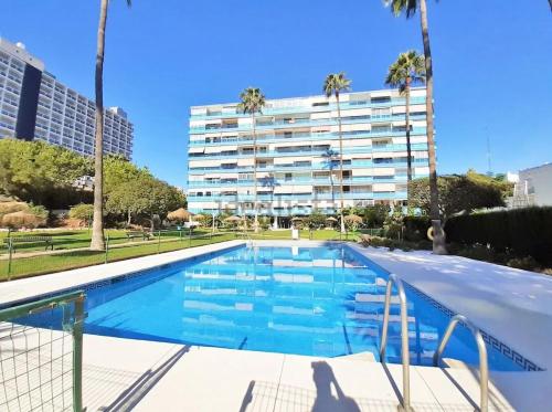Luxury by the beaches!