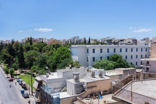 Athens Central Apartment With Balcony