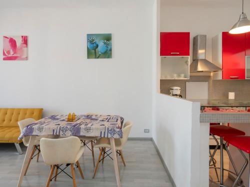 HomeLovers Spacious Flat B Aires District MM1