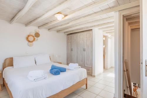 Theon Villa - Exclusive Luxury Sea View House!