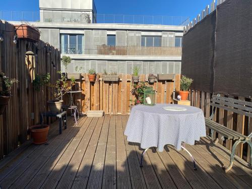 Cozy 3-room apartment, central, terrace