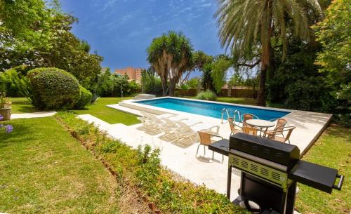 142 - Oasis Villa with Private Pool & Tropical Garden close to the Beach