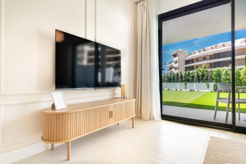 Elegant Garden Apartment in Higuerón