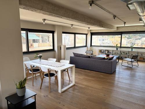 Industrial Loft with Stunning Acropolis View