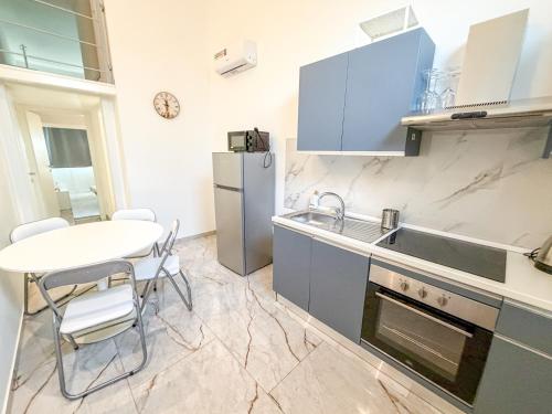 Accogliente Loft su Due Livelli a Milano - Metro M1