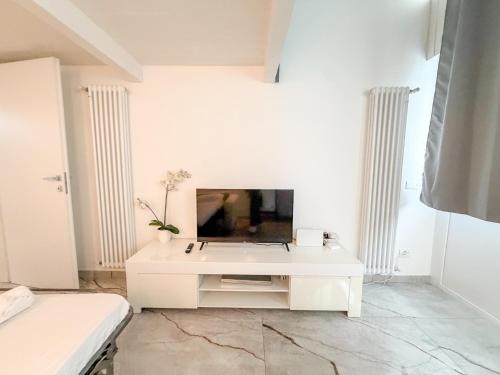 Accogliente Loft su Due Livelli a Milano - Metro M1