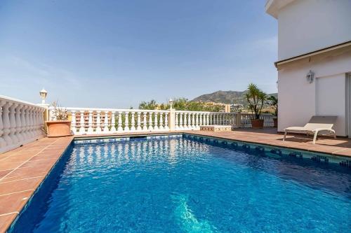143 - Spacious Villa with Private Pool & Stunning Views