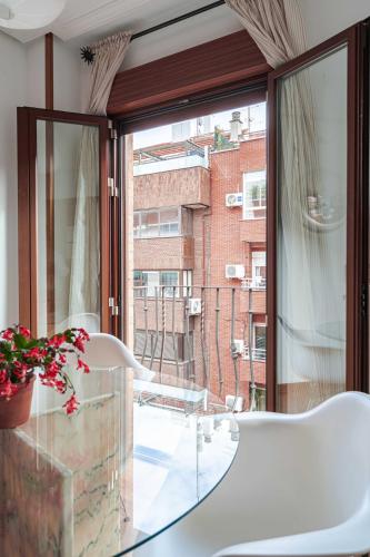 Apartamento Balcón, luminoso, céntrico