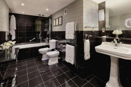 Milestone Hotel Kensington photo 24