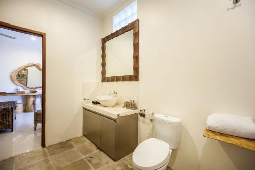 Un baño de Maha Residence Guest House