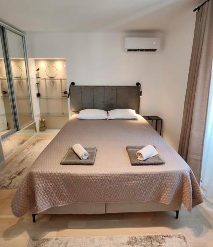Oleanda Old Town Room