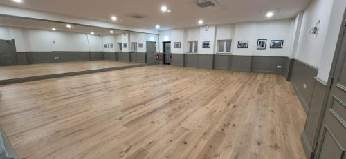 Pairc House Hotel photo 40
