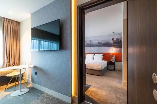 Pullman Liverpool photo 9