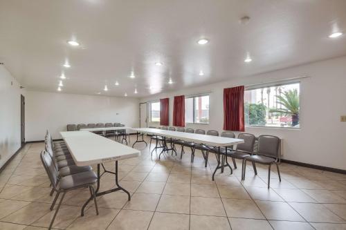 Gallery image of Motel 6-Brownsville, TX North in Brownsville