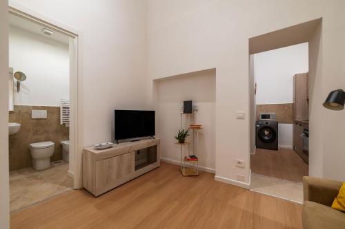 GuestHost - Elegant Flat Roma Prati & Ottaviano MA