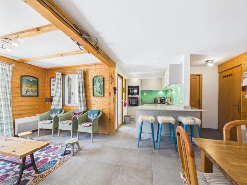 Appartement Centre Les Gets, Pied des Pistes, Belle Terrasse, 2 Ch, 1 Cabine, 6/8 Couchages