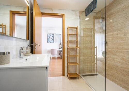 Fresh & Breezy Tavira Apartment