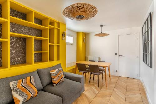 Stylish 3BD for 10 guests next to Invalides!