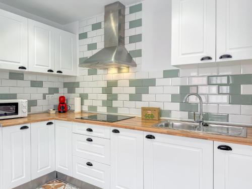 Proa Apartments by Stay Belonio
