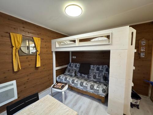 Studio cosy remontée mécanique à 50 m et ménage inclus
