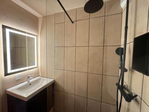 Studio cosy remontée mécanique à 50 m et ménage inclus