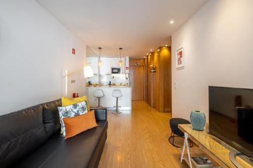 Central Haven with Terrace by Porto Velho Apartamentos