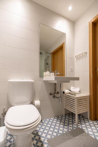 Central Haven with Terrace by Porto Velho Apartamentos