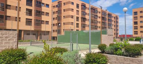 Apartamento Premium & Espacioso con Gym & Parking - cerca de IFEMA - Aeropuerto by beBalmy