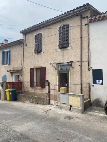 Maison T2 calme ensoleillé 35m2, parking, ext
