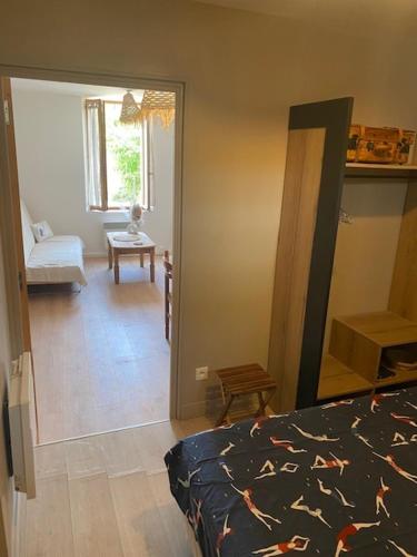 Maison T2 calme ensoleillé 35m2, parking, ext