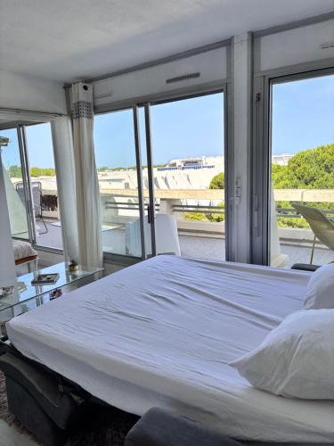 ESPRIT CAMARGUE - Port-Camargue