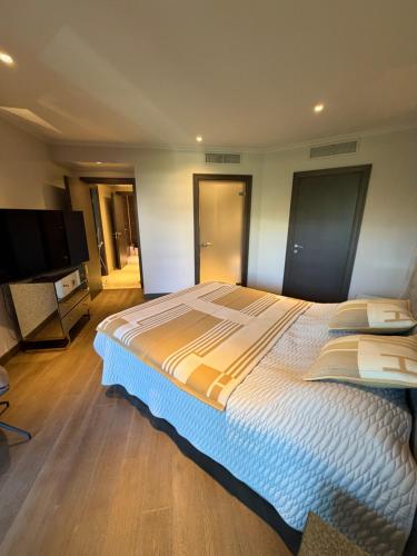 Luxury 2 bedroom apartament Antibes
