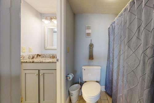 11th Floor Condo On-site restaurant Multiple pools hot tub w splash pad photo 15