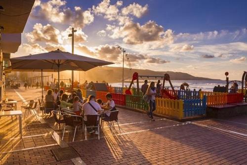 Surf & Stay Las Canteras 150m from the Beach