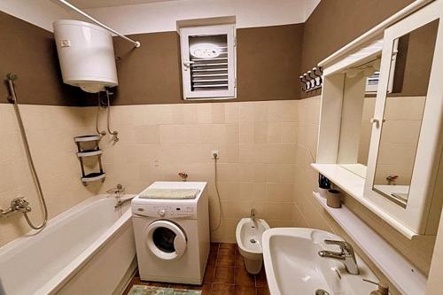 Apartments by the sea Barbat, Rab - 22423